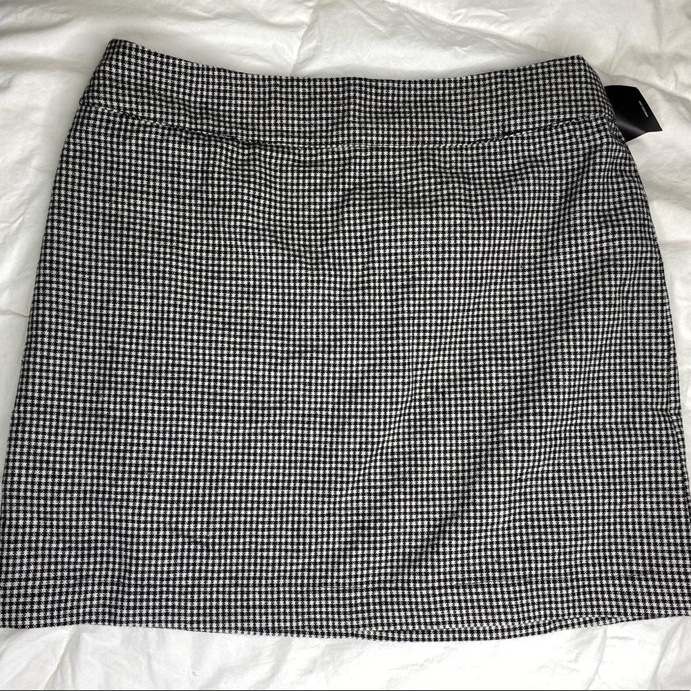 Houndstooth Mini Skirt